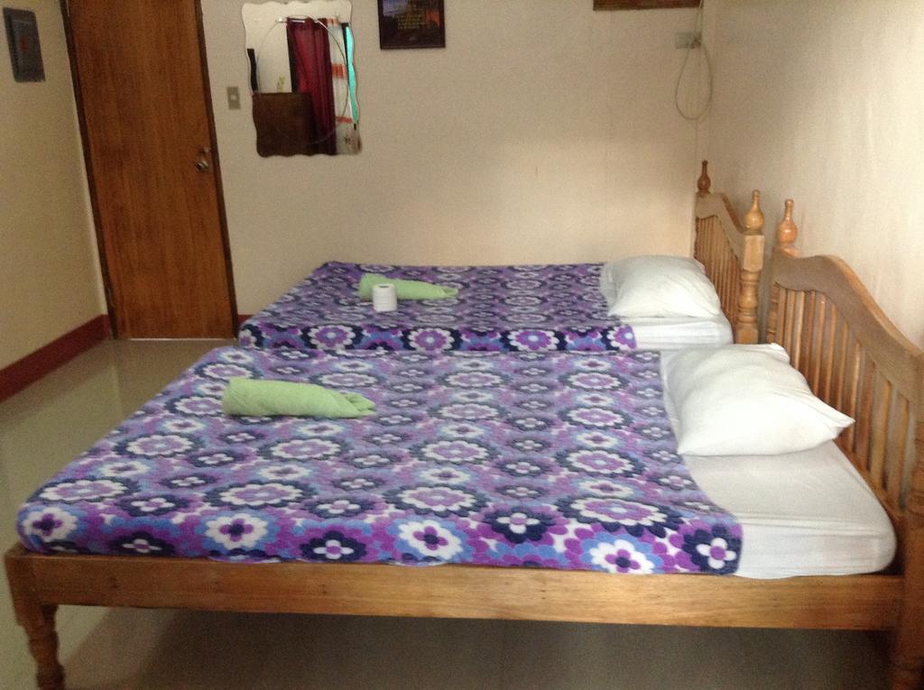 Tia Mers Guest House Пуэрто-Принцеса Экстерьер фото