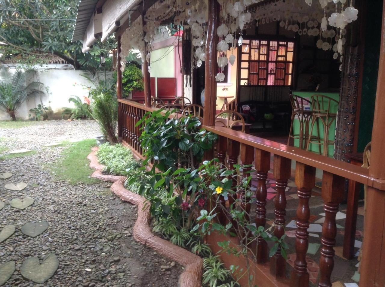Tia Mers Guest House Пуэрто-Принцеса Экстерьер фото